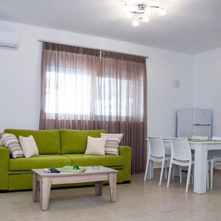 Gennadi Gardens Exclusive Apartments Buitenkant foto