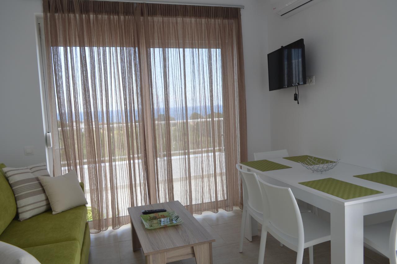 Gennadi Gardens Exclusive Apartments Buitenkant foto