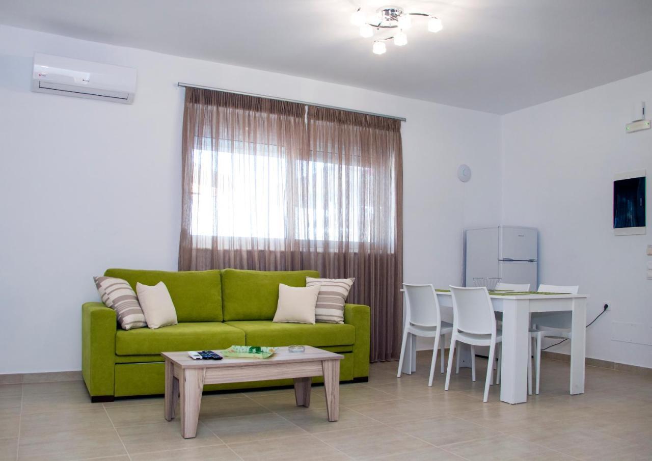 Gennadi Gardens Exclusive Apartments Buitenkant foto